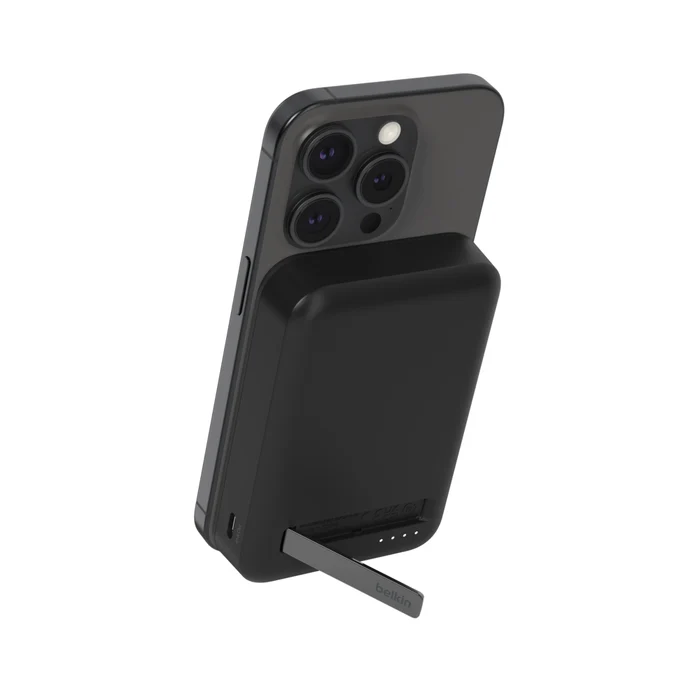 Batería externa de 10,000 mAh Qi2 MagSafe con soporte de Belkin - Negro
